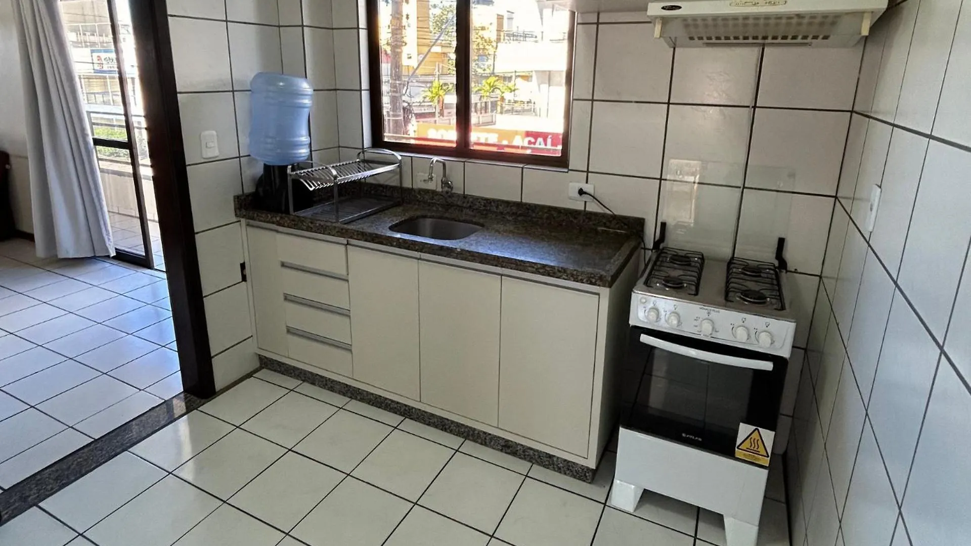 Apartamento Sobre A Avenida Principal Com Vista Mar Bombinhas Brazílie